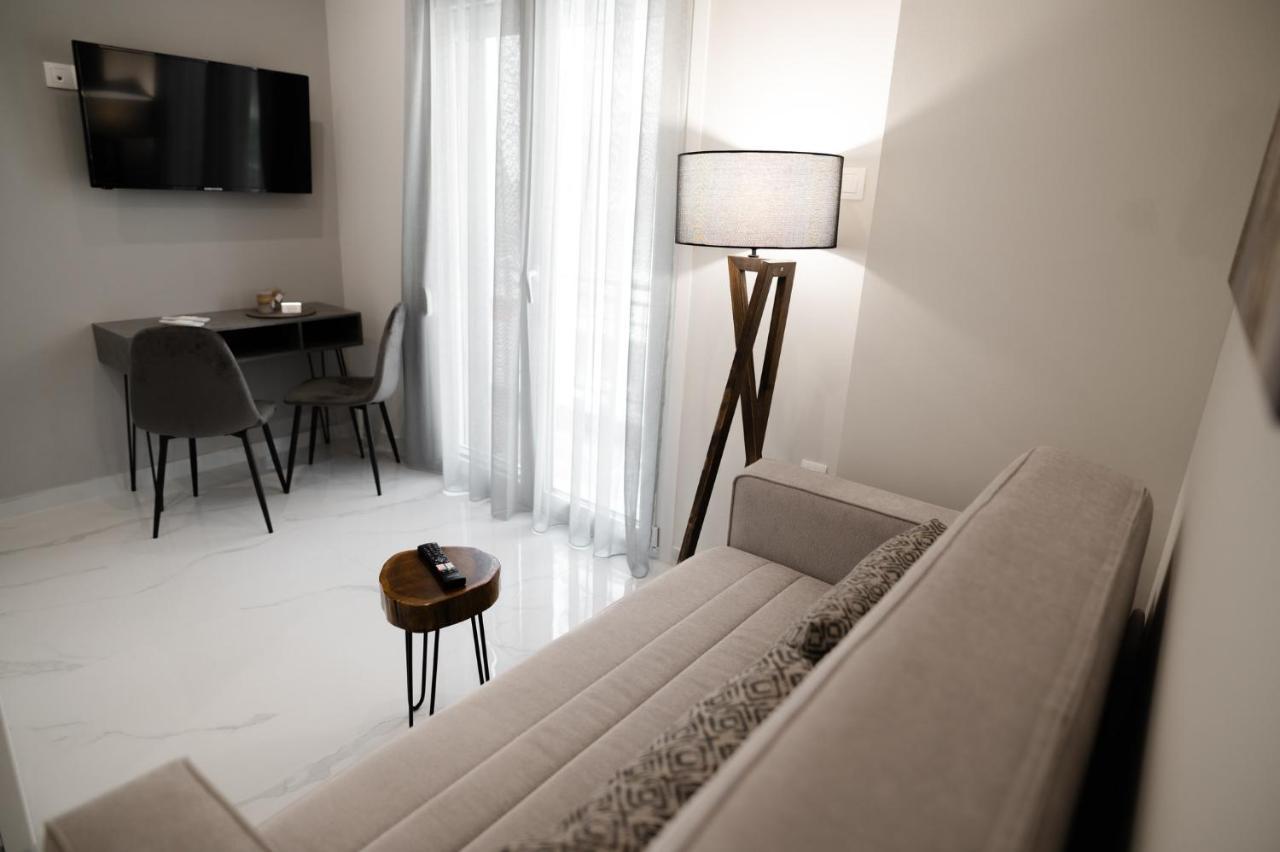 M10 Central Apartments Alexandroupolis Ngoại thất bức ảnh